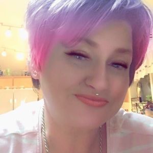 Meet your Posher, Kara